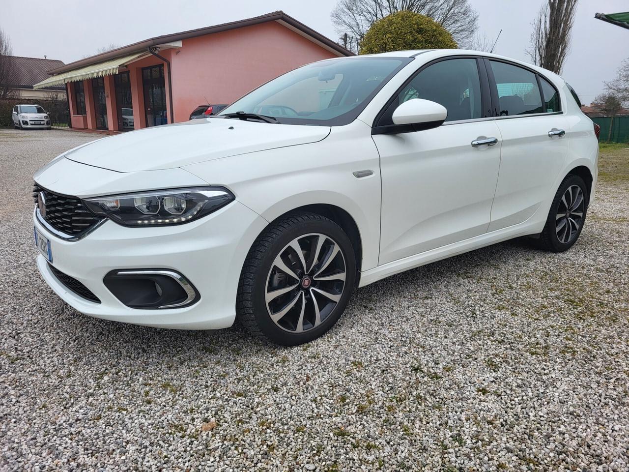 Fiat Tipo 1.6 Mjt S&S 5 porte Lounge