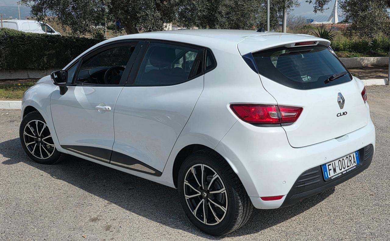 Renault Clio dCi 8V 75 CV 5 porte Duel2