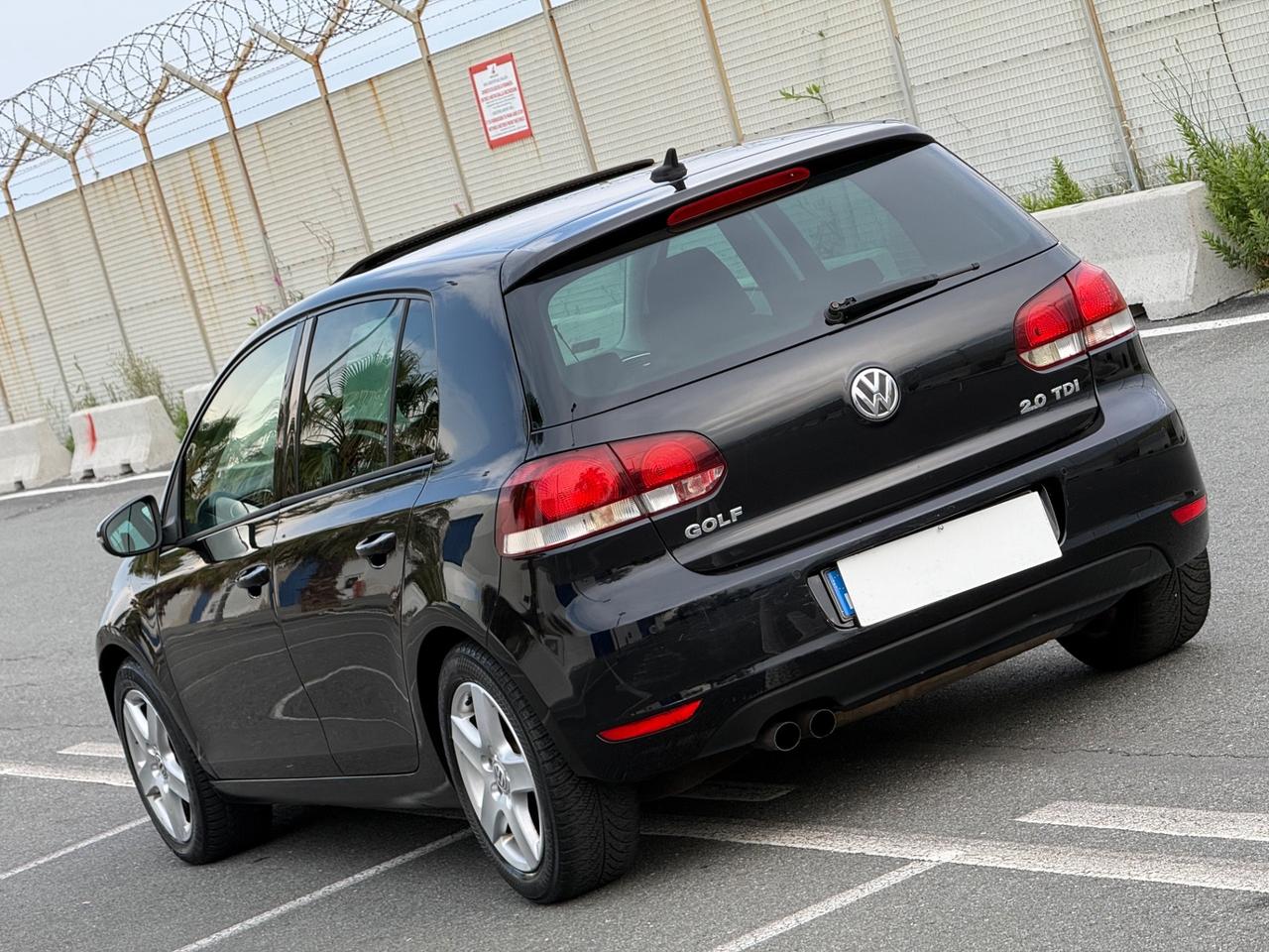 Volkswagen Golf 2.0 TDI 140CV DPF DSG 5p. Highline-TETTO-FULL