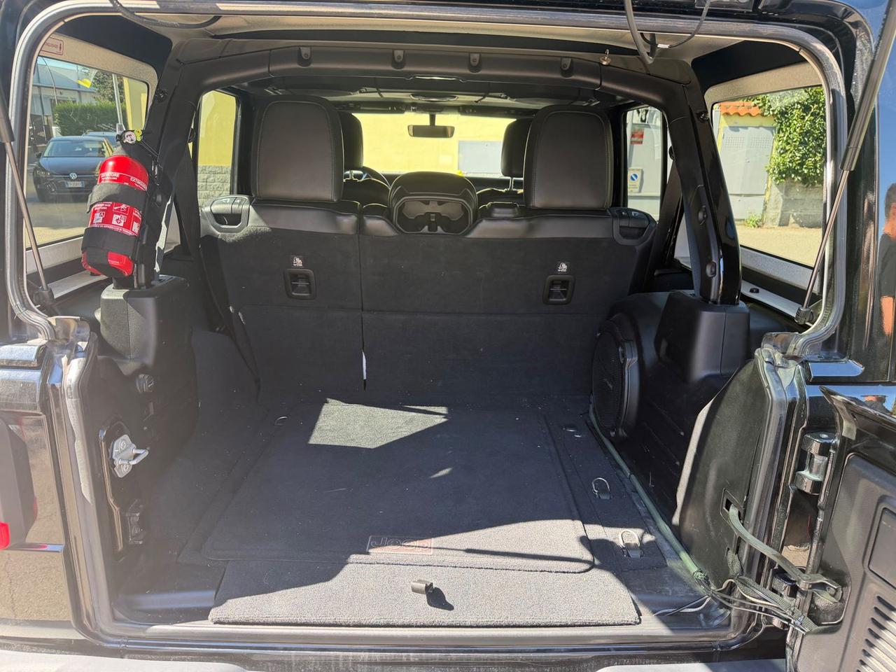 Jeep Wrangler 2.2 CRDi Sahara #11582