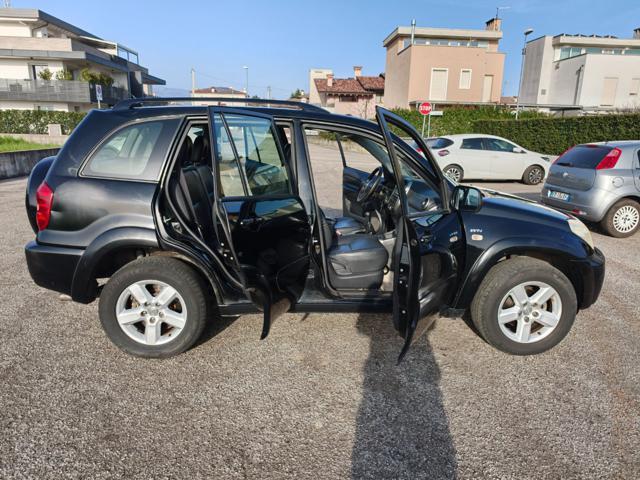 TOYOTA RAV 4 MY23 RAV4 2.0 BENZINA 5 Porte