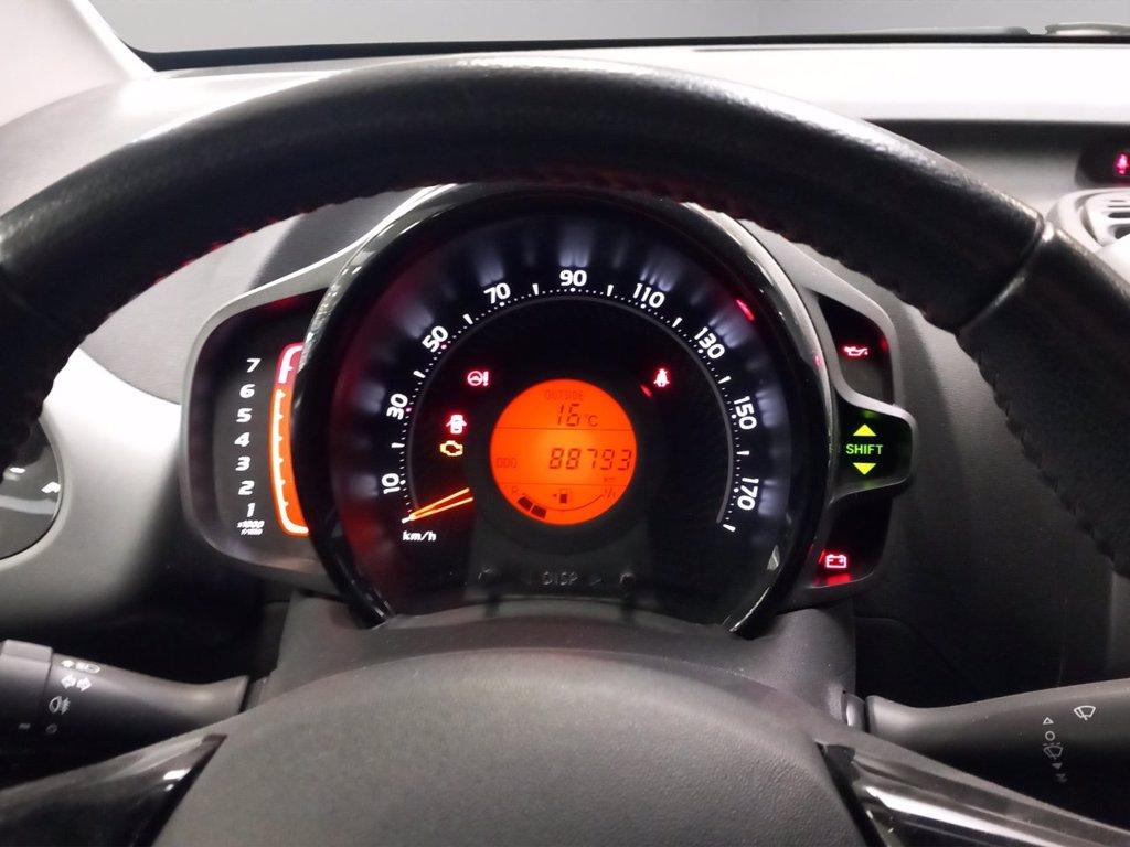 TOYOTA Aygo 5p 1.0 x-play 72cv del 2021