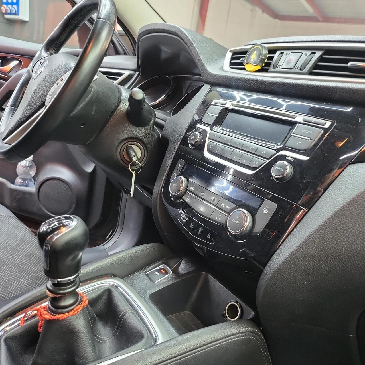 Nissan Qashqai 1.5 dCi Visia anno fine 2015