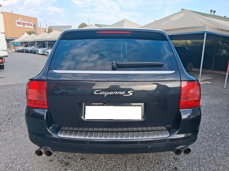 Porsche Cayenne 4.5 cat S