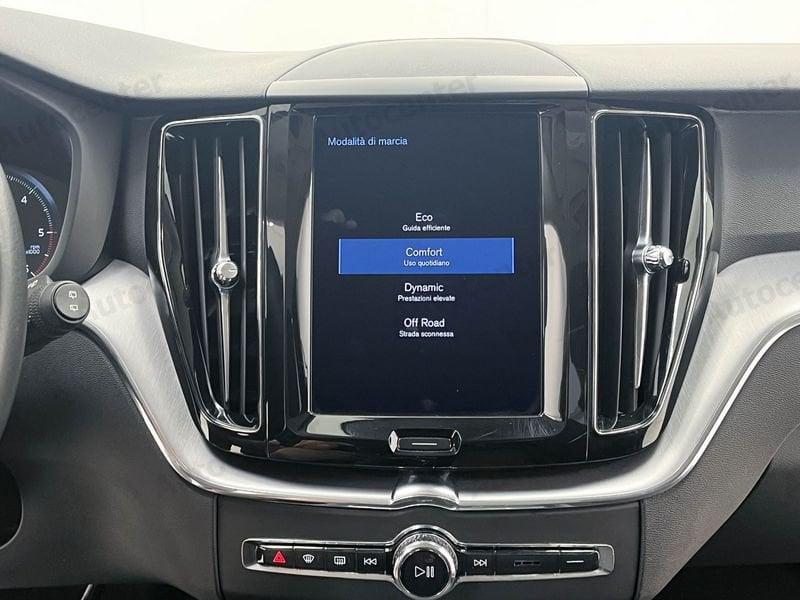 Volvo XC60 XC60 B4 (d) FWD 197CV AUT MOMENTUM PRO