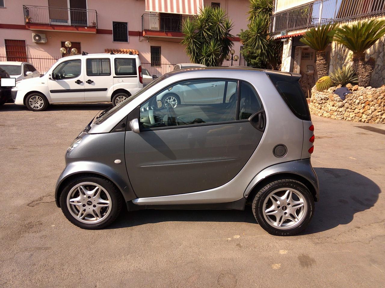 Smart ForTwo 700 coupé pure (45 kW) 04