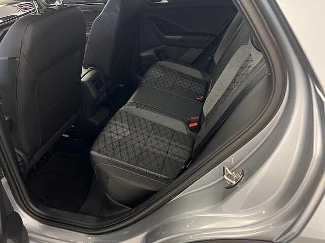 Volkswagen T-Roc 1.0 TSI R-Line Plus