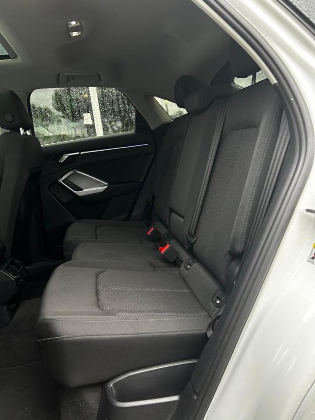 AUDI Q3 SPB 35 TDI S tronic S line edition