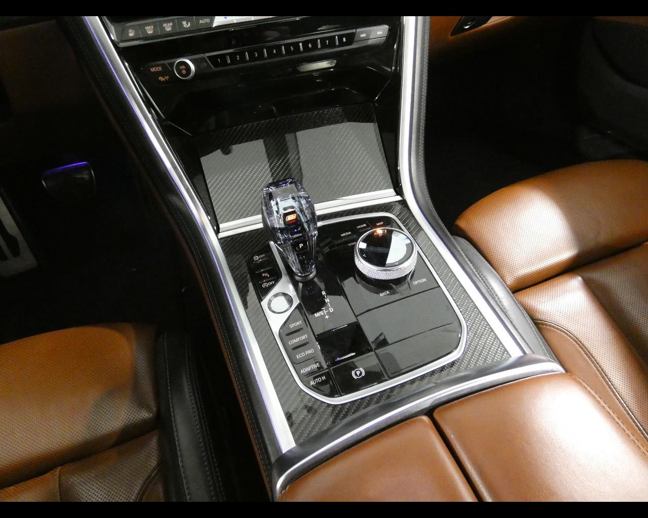 BMW Serie 8 (G15/F92) - 840i xDrive Coupé