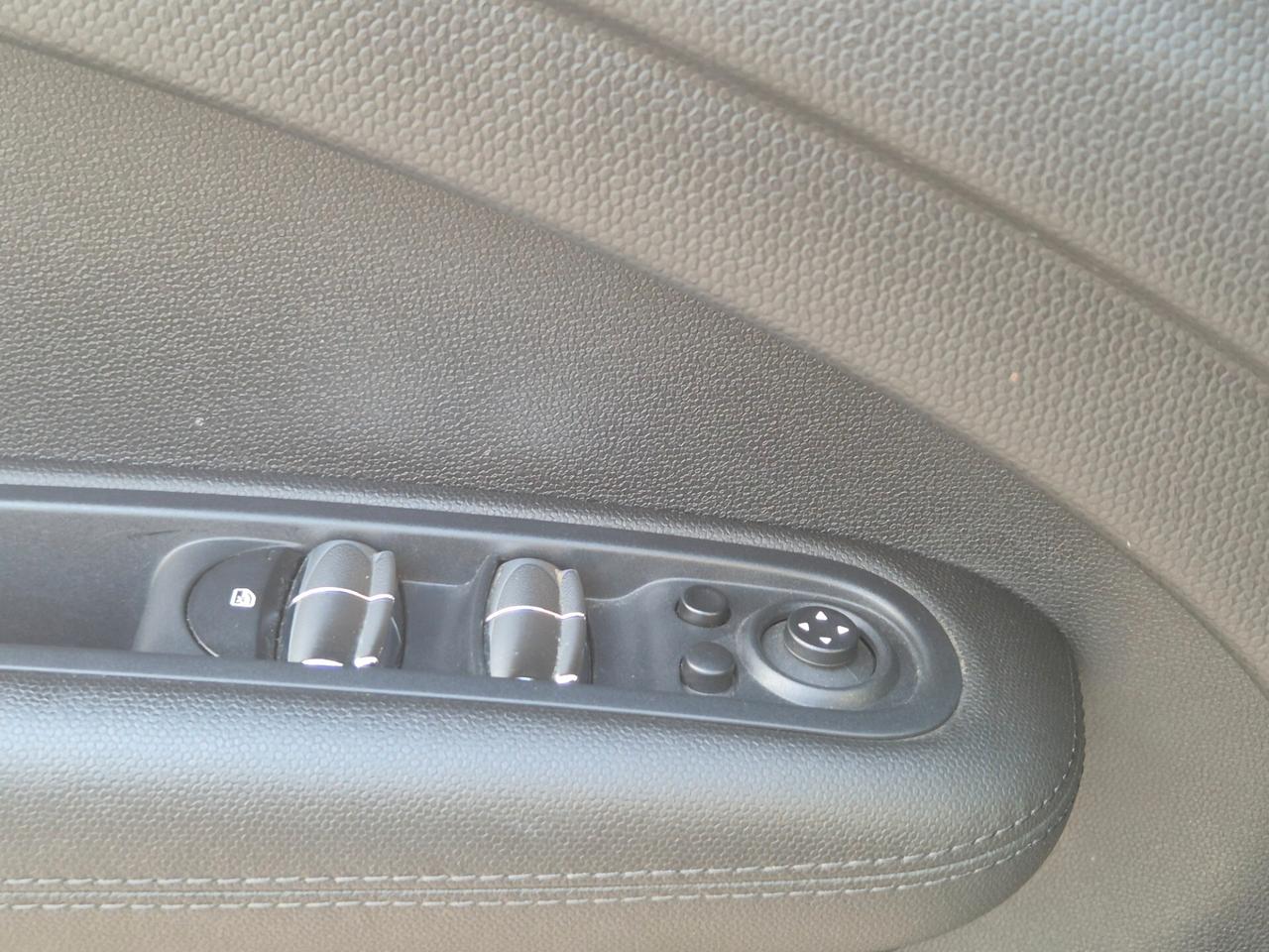 Mini Cooper Countryman 1.6 D 110cv