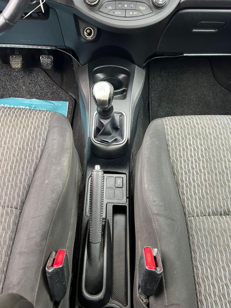 TOYOTA - Yaris - 1.0 5p. Lounge