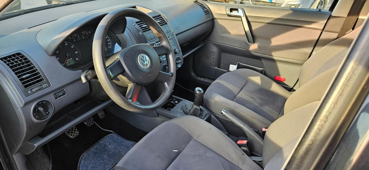 Volkswagen Polo 1.2/64CV 12V 5p. Trendline