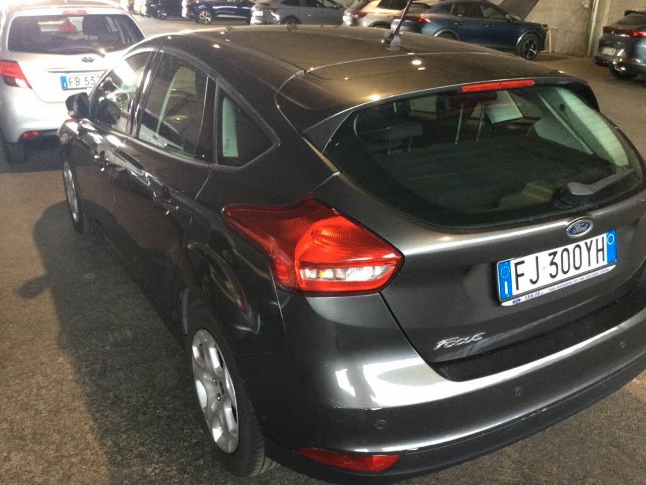 Ford Focus Berlina 1.5 TDCi 95cv *UNICO PROPRIETARIO*