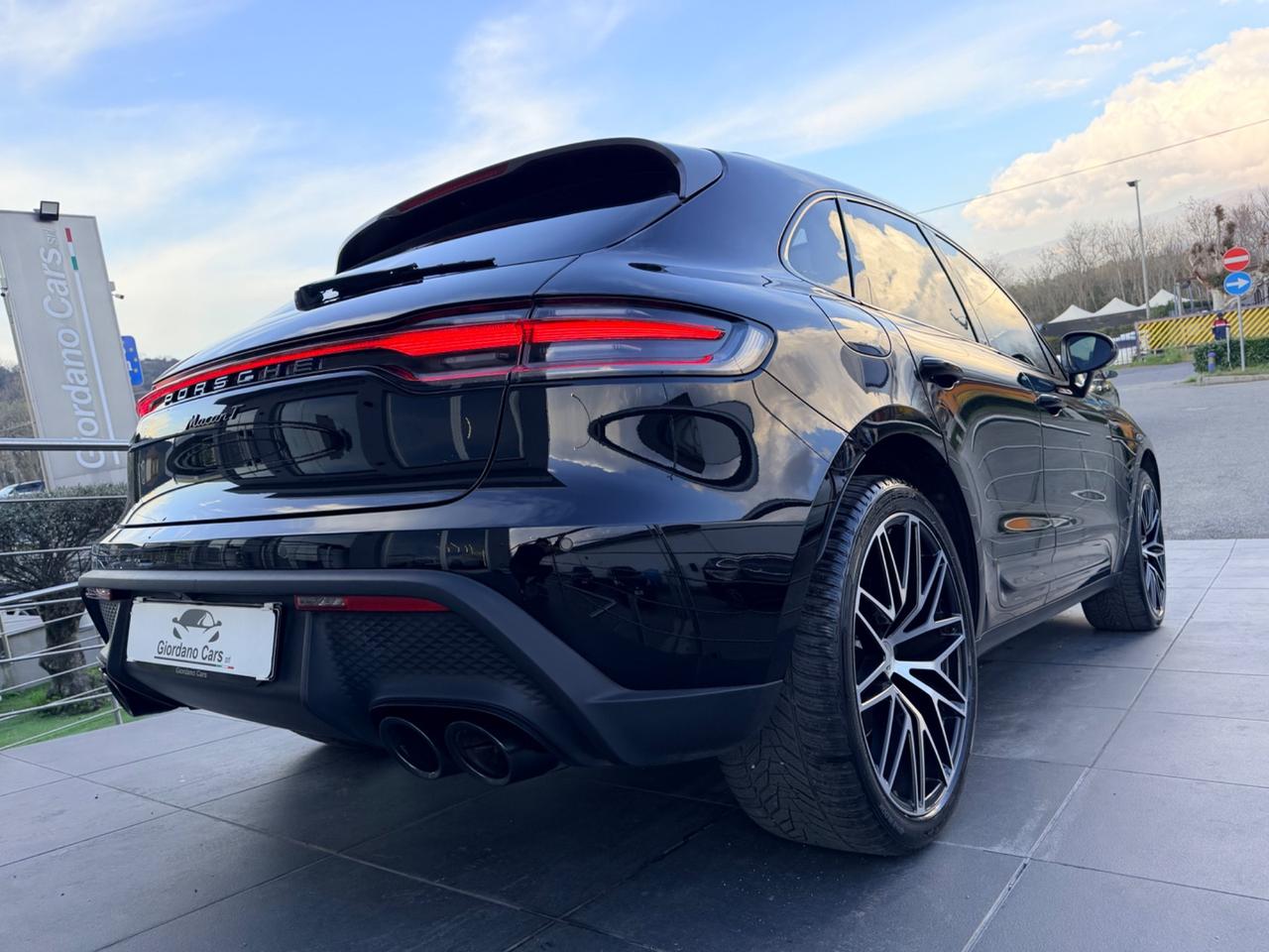 Porsche Macan 2.0 T 265cv open edition con approved