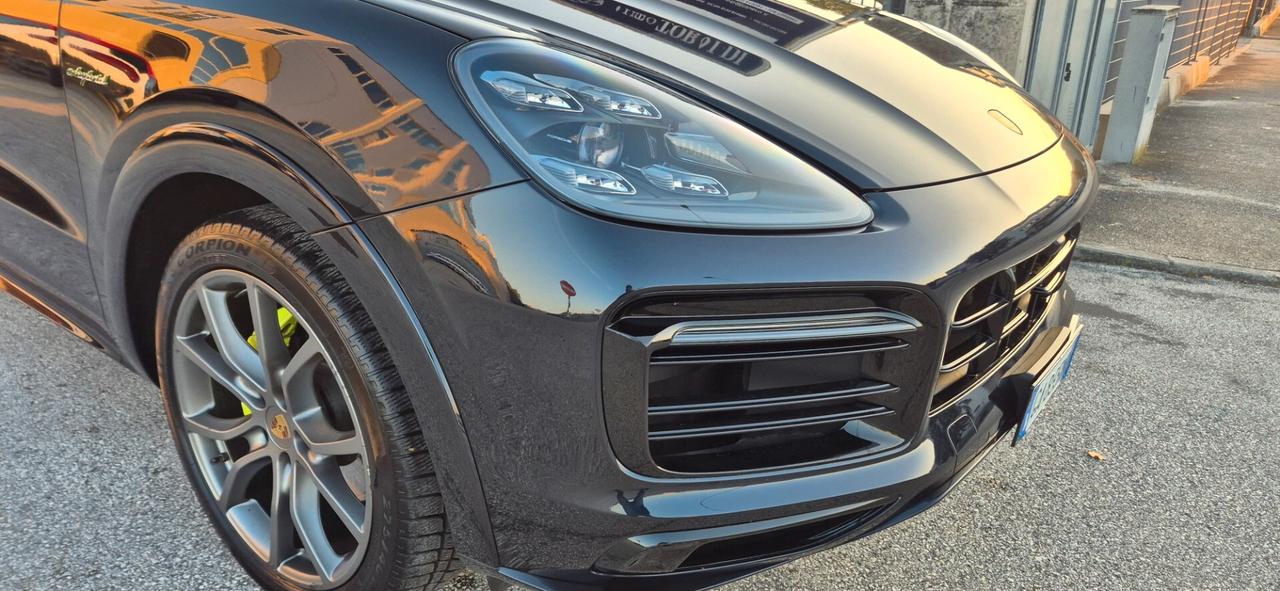 Porsche Cayenne Coupé 3.0 V6 E-Hybrid