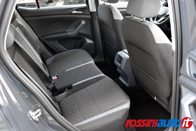 VOLKSWAGEN T-CROSS 1.0 TSI 110 CV ADVANCED + TECH PACK REARVIEW