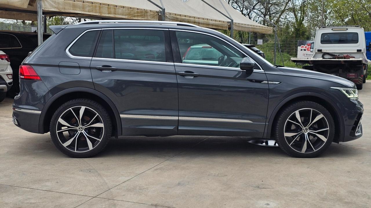 Volkswagen Tiguan 2.0 TDI 150 CV SCR DSG 4MOTION R-Line