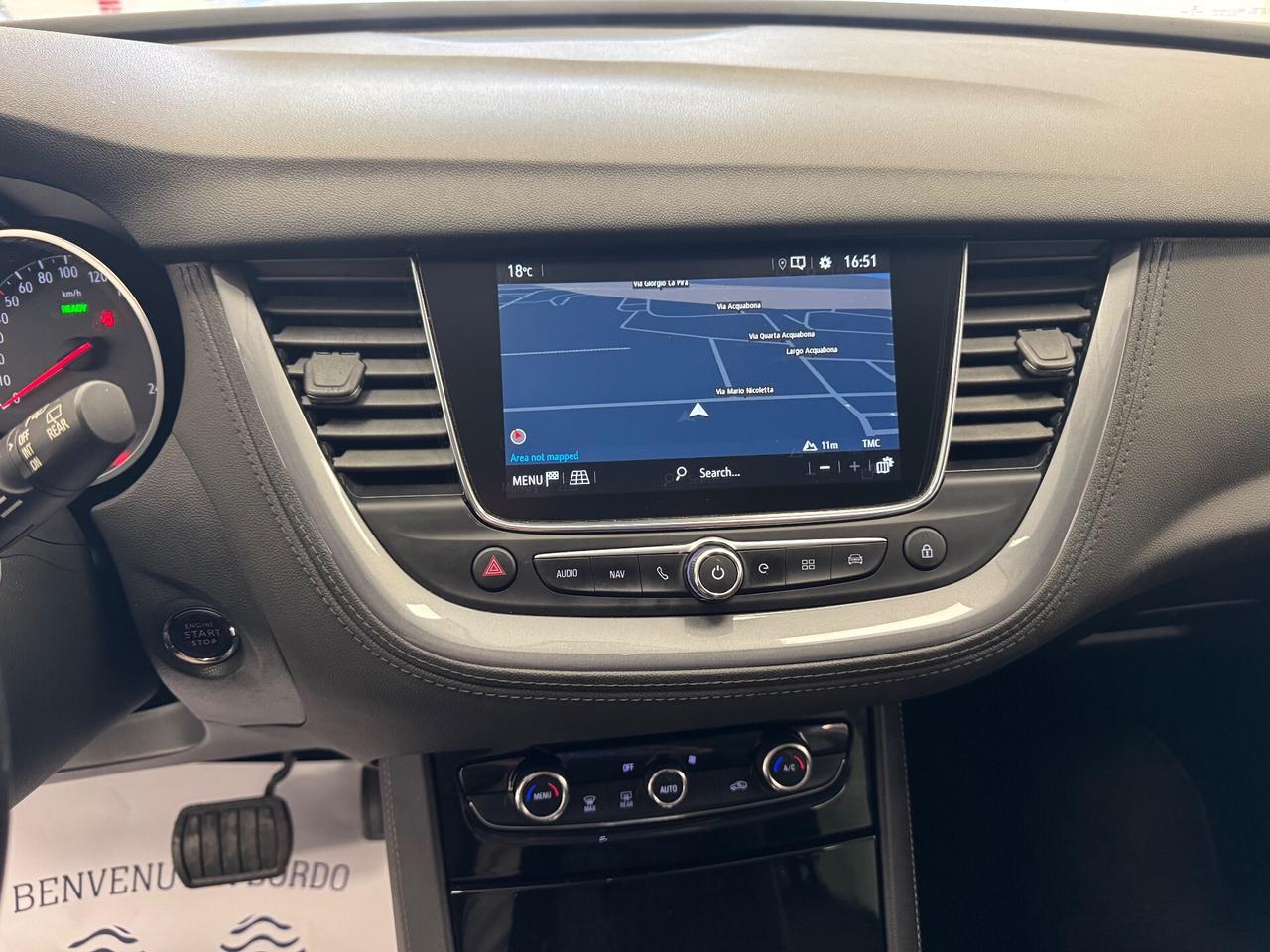 Opel X GRANDLAND 1.6 HYBRID4 PLUG-IN