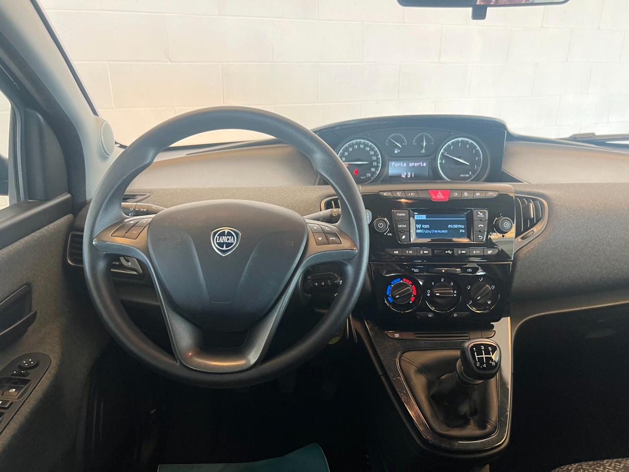 Lancia Ypsilon 1.2 69 CV 5 porte Elefantino Blu ok neopatentati km 59.990