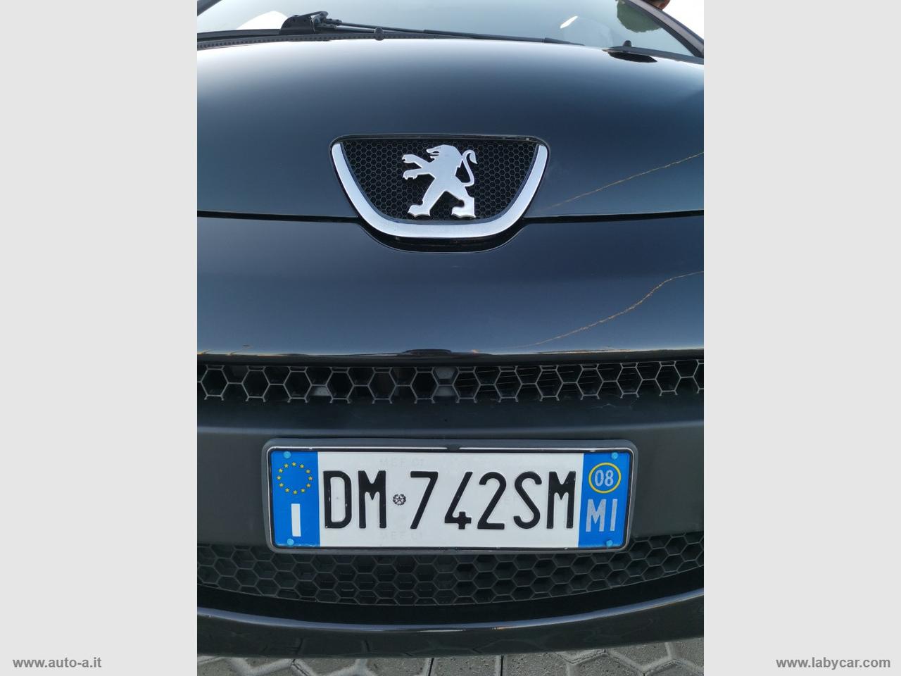 PEUGEOT 107 1.0 68 CV 5p. Sweet Years
