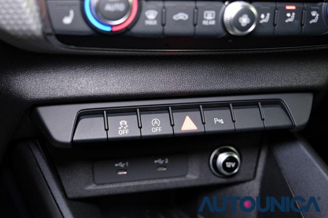 AUDI A1 ALLSTREET 30 TFSI S TRONIC IDENTITY CONTRAST