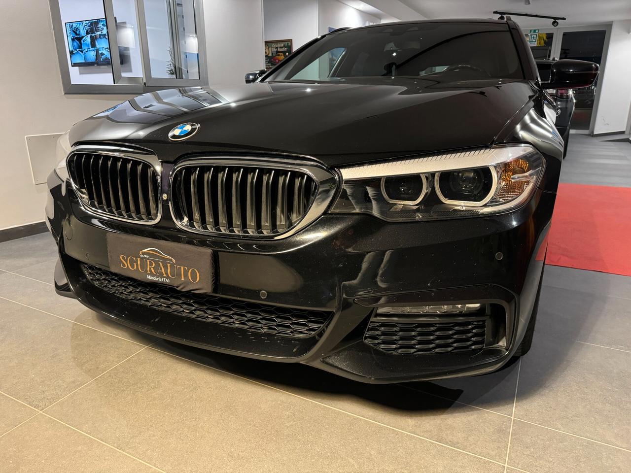 BMW 520D TOURING M-SPORT 2020