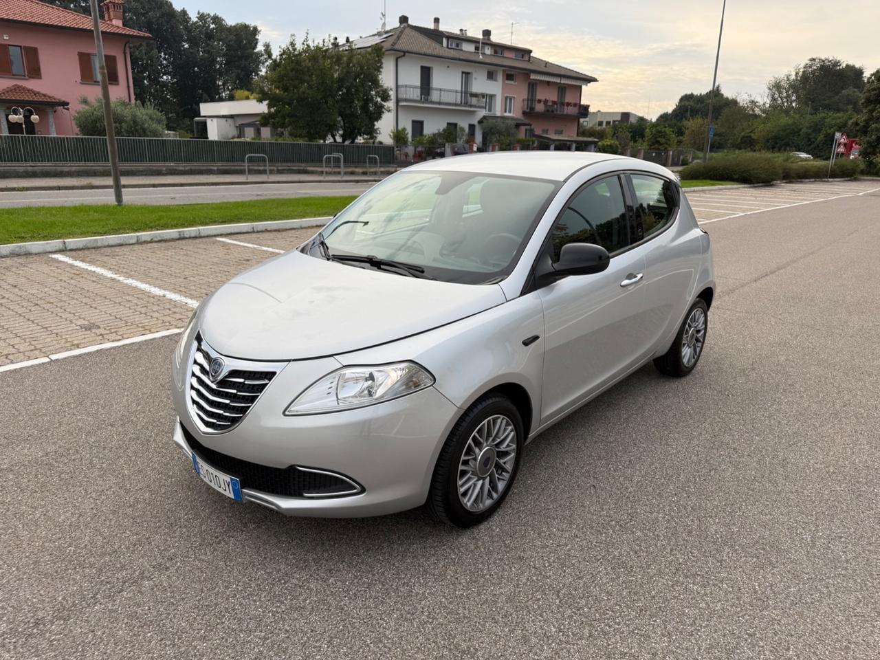 Lancia Ypsilon 1.2 69 CV 5 porte GPL Ecochic Gold*Aux*Usb