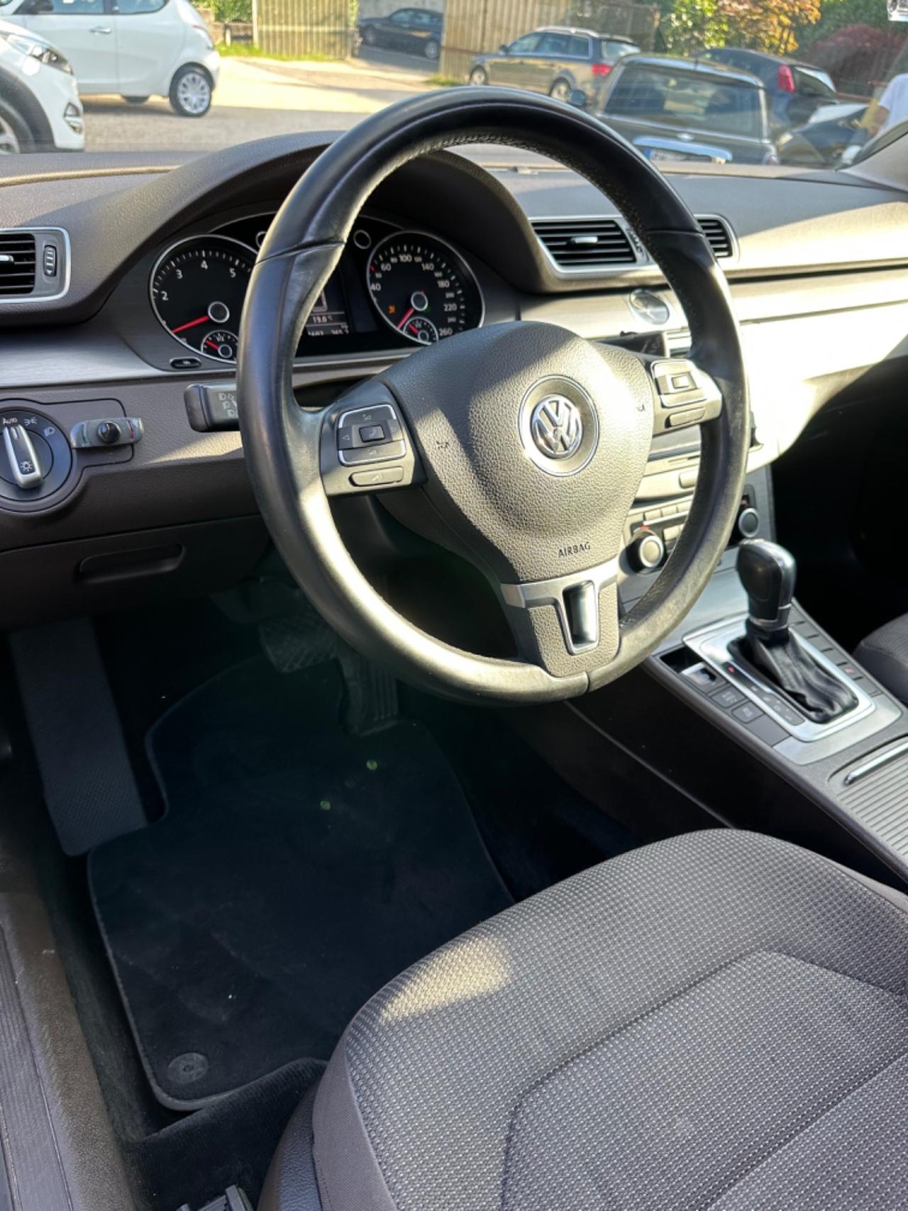 Volkswagen PASSAT VARIANT 1.4 TSI DSG ECOFUEL METANO