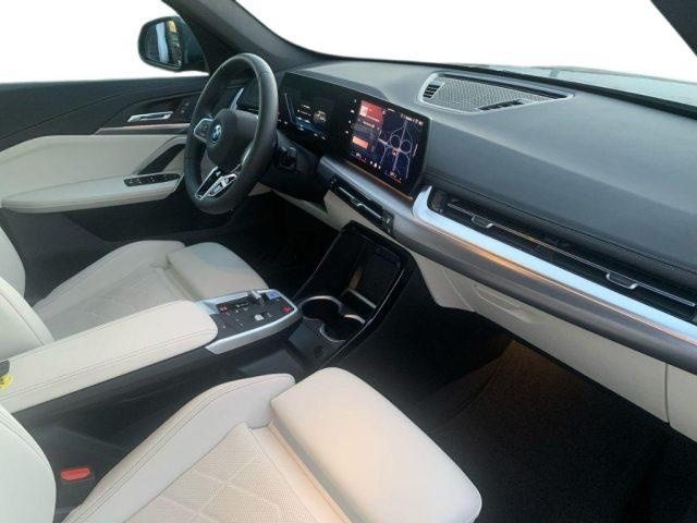 BMW iX1 eDrive 20 xLine