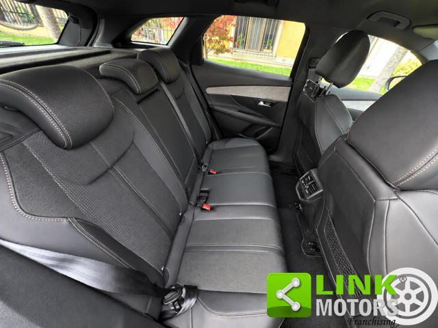 PEUGEOT 3008 GT LINE