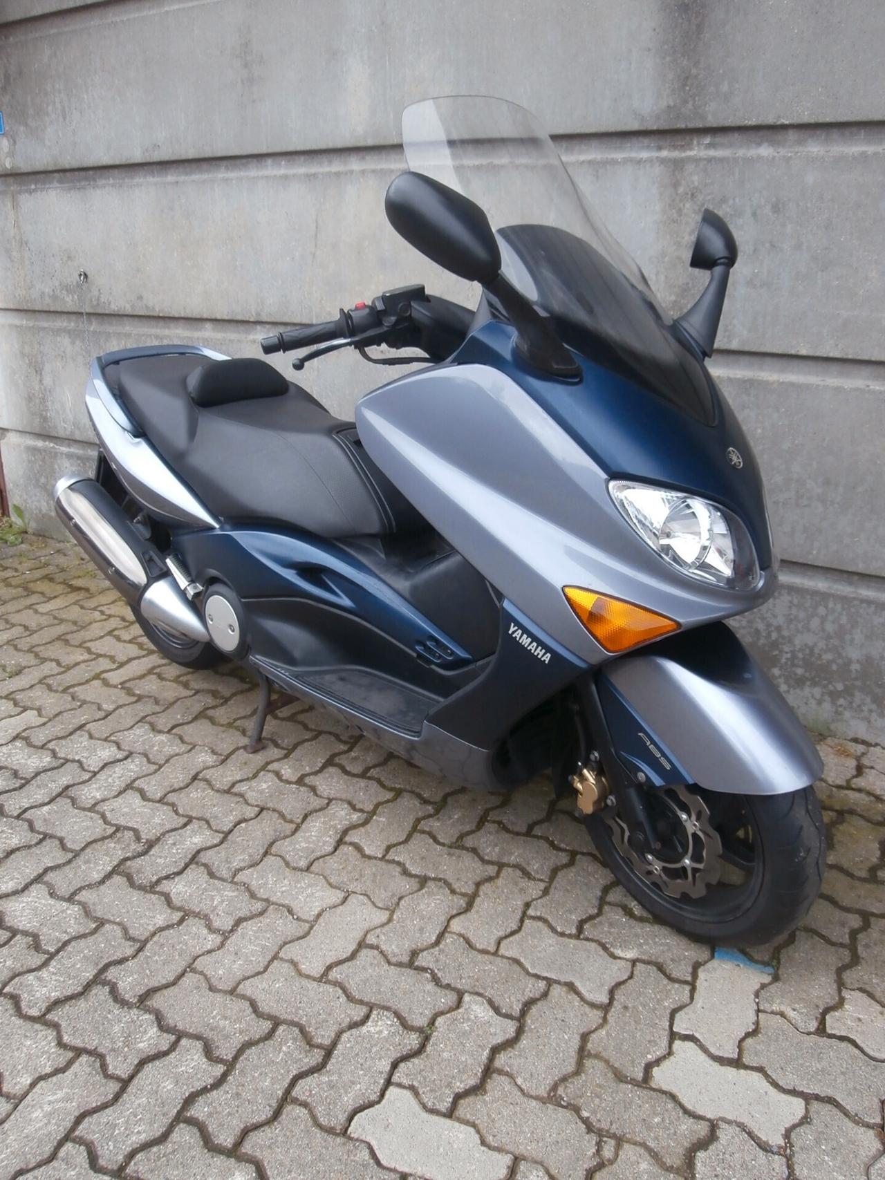 Yamaha T Max T-Max 500 (2004 - 07) passaggio incluso.