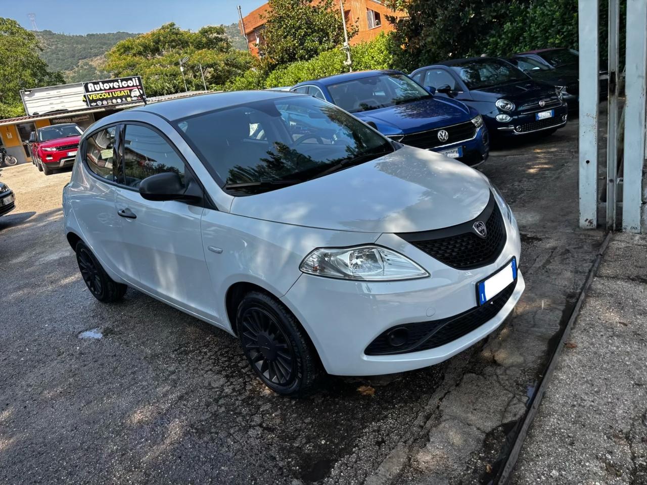 Lancia Ypsilon 1.2 69 CV 5 porte S&S Gold