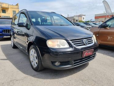 VOLKSWAGEN Touran 2.0 TDI 136CV ConfortLine 7 posti