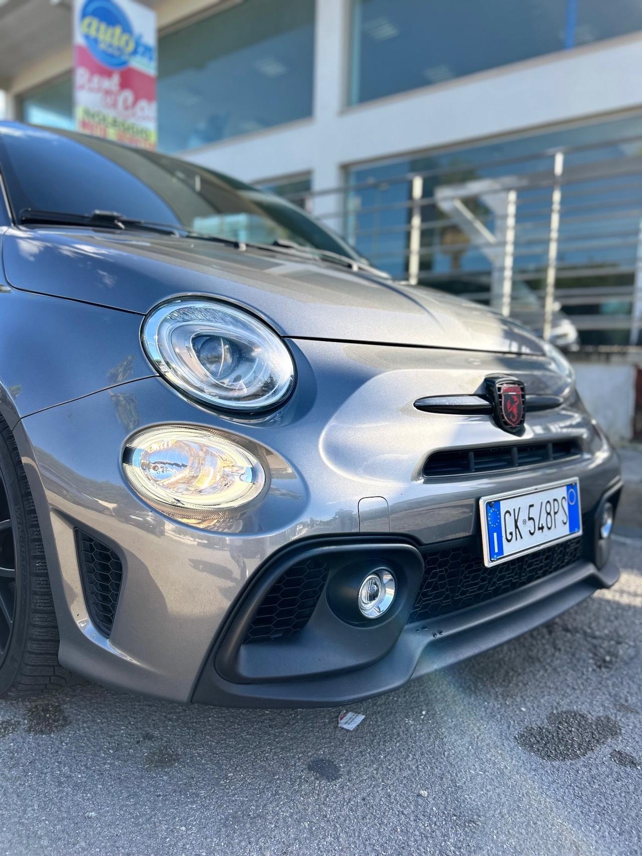 Abarth 595 1.4 Turbo T-Jet 180 CV Competizione