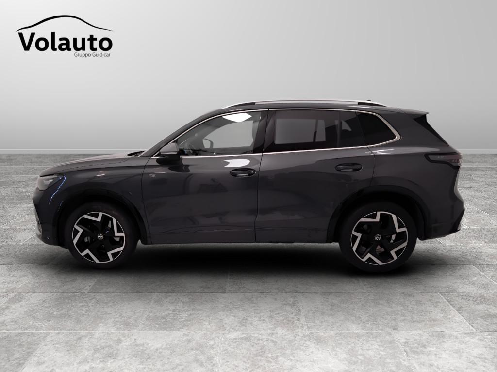 VOLKSWAGEN Tiguan III 2024 - Tiguan 2.0 tdi R-Line 150cv dsg