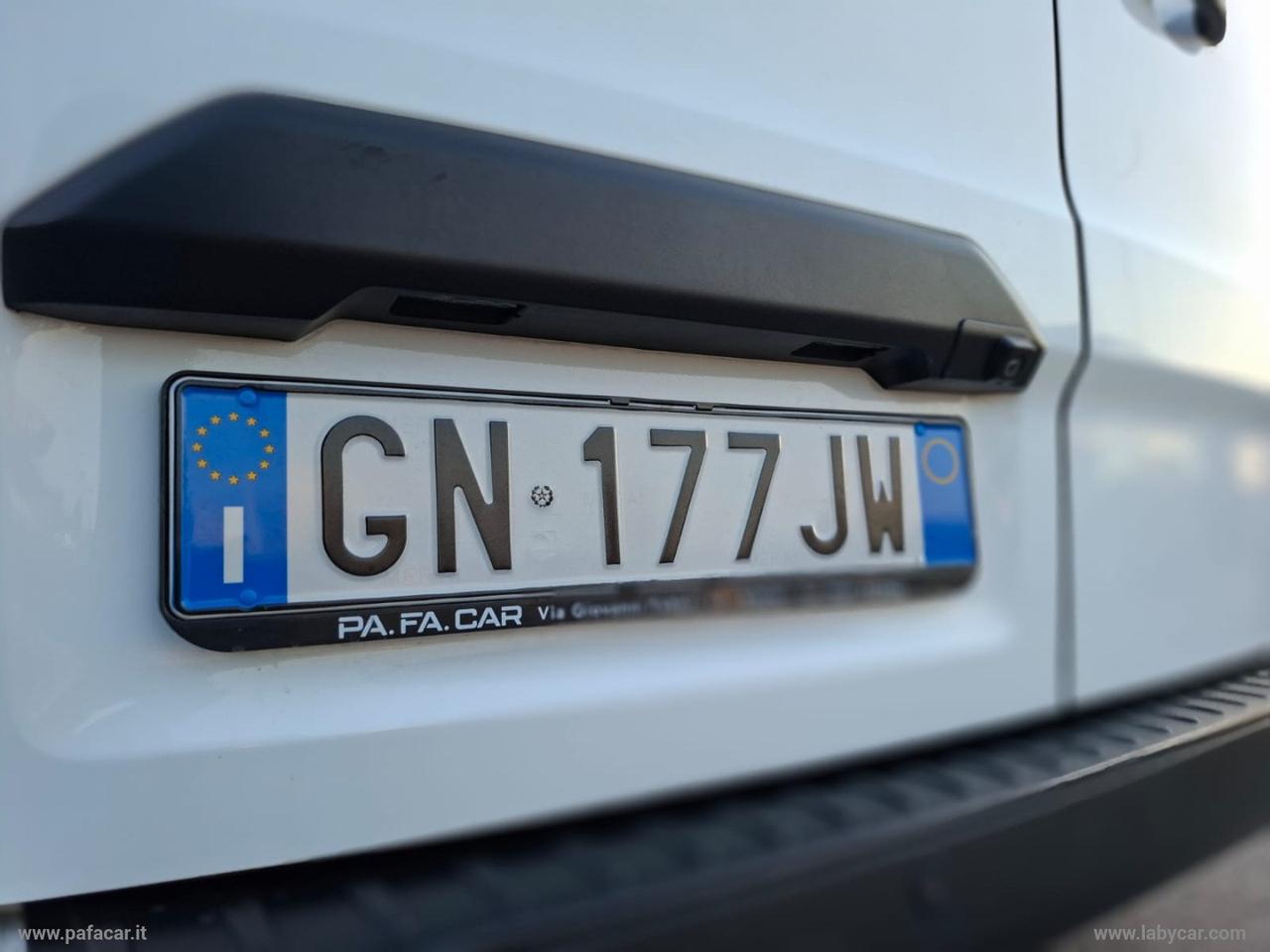 Tran.Cust.340 2.0EcoB.130 PC Combi Tre.