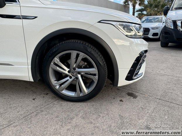 Volkswagen Tiguan r-line solo 56000km a soli 329 euro al mese