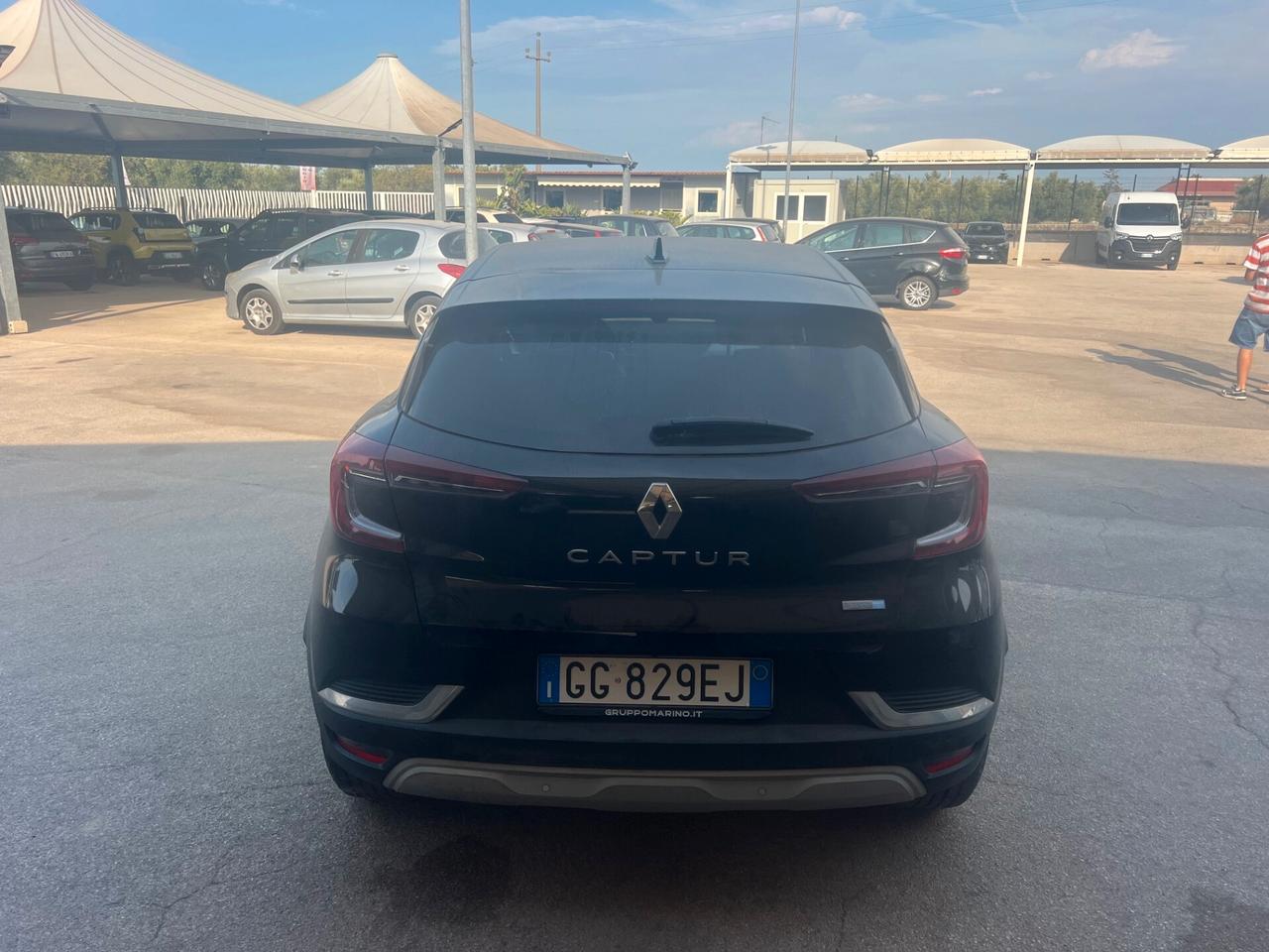 Renault Captur Plug-in Hybrid E-Tech 160 CV Initiale Paris