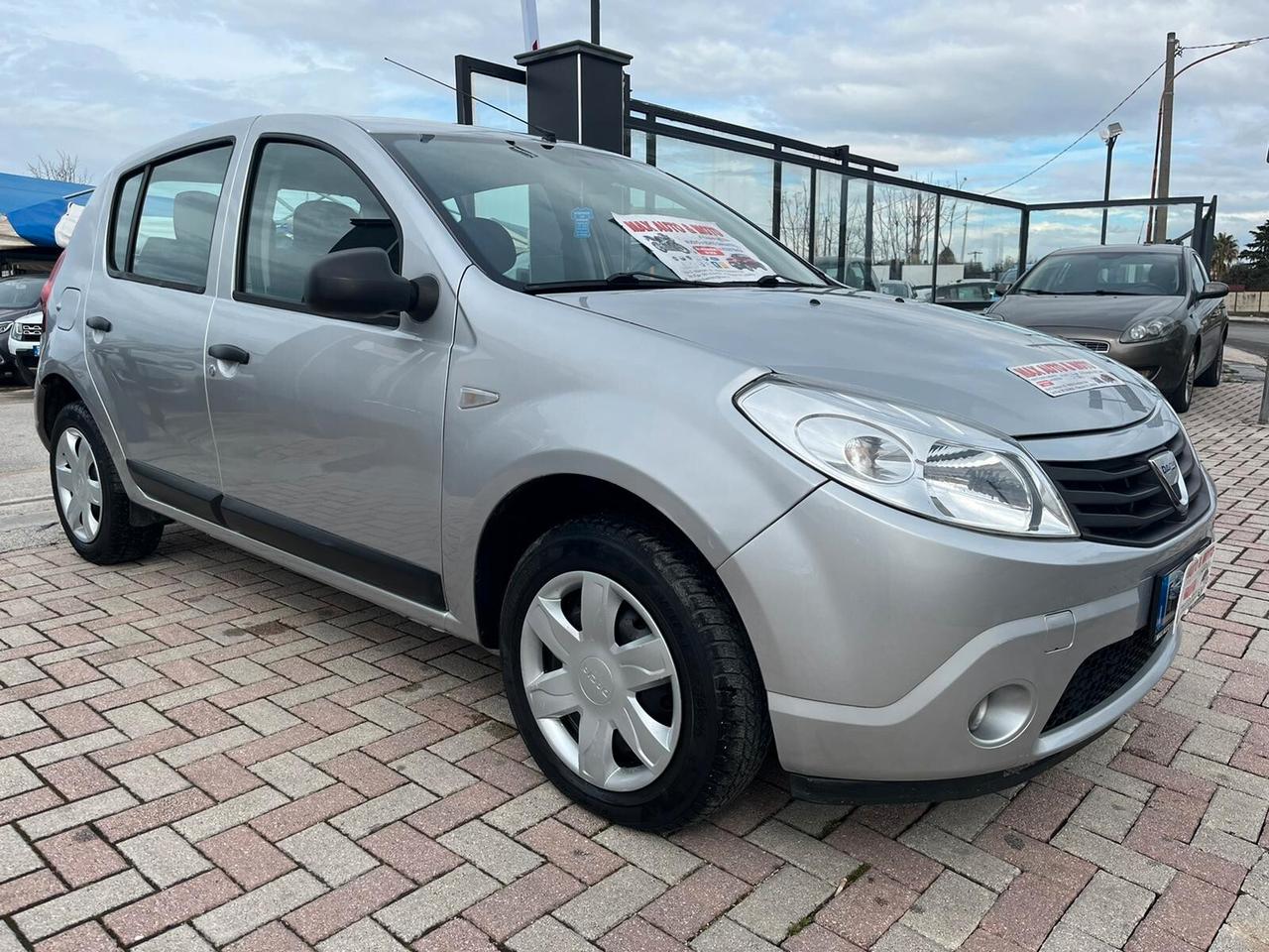 Dacia Sandero 1.2 - 55 MILA KM