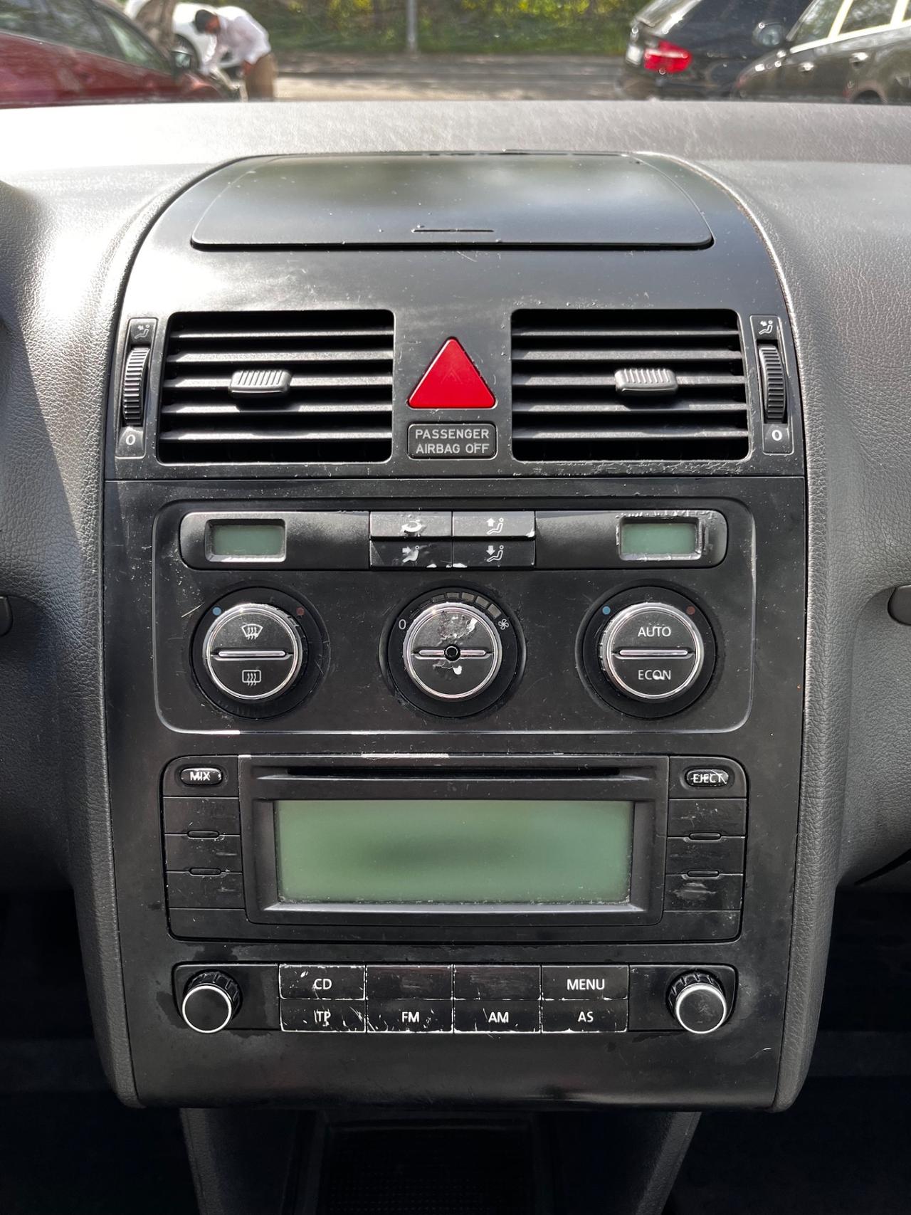 Volkswagen Touran 1.9 TDI 101CV 7 POSTI