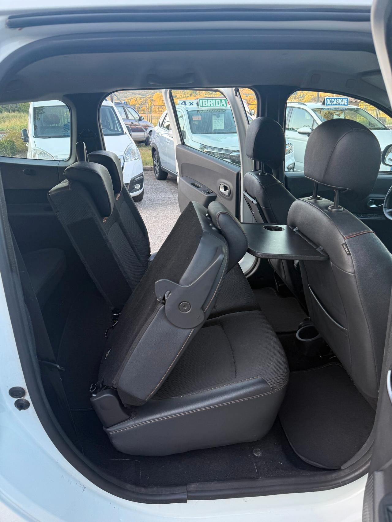 "UNICA" Dacia Lodgy 1.6 100CV GPL 7 posti