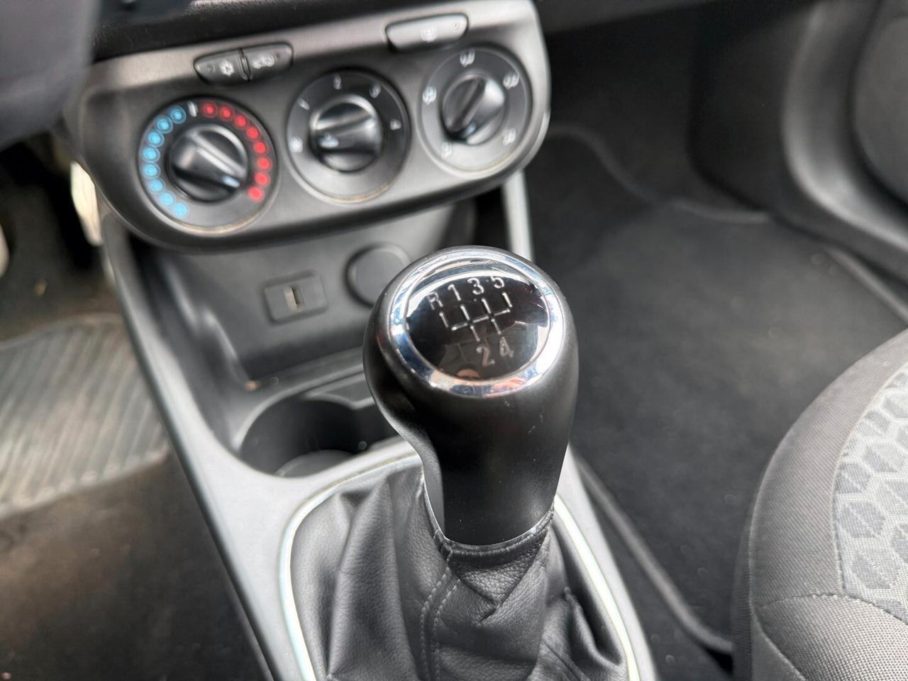 Opel Corsa 1.2 benzina 70cv 5 porte *NEOPATENTATI* - 2016 - garanzia rate permute