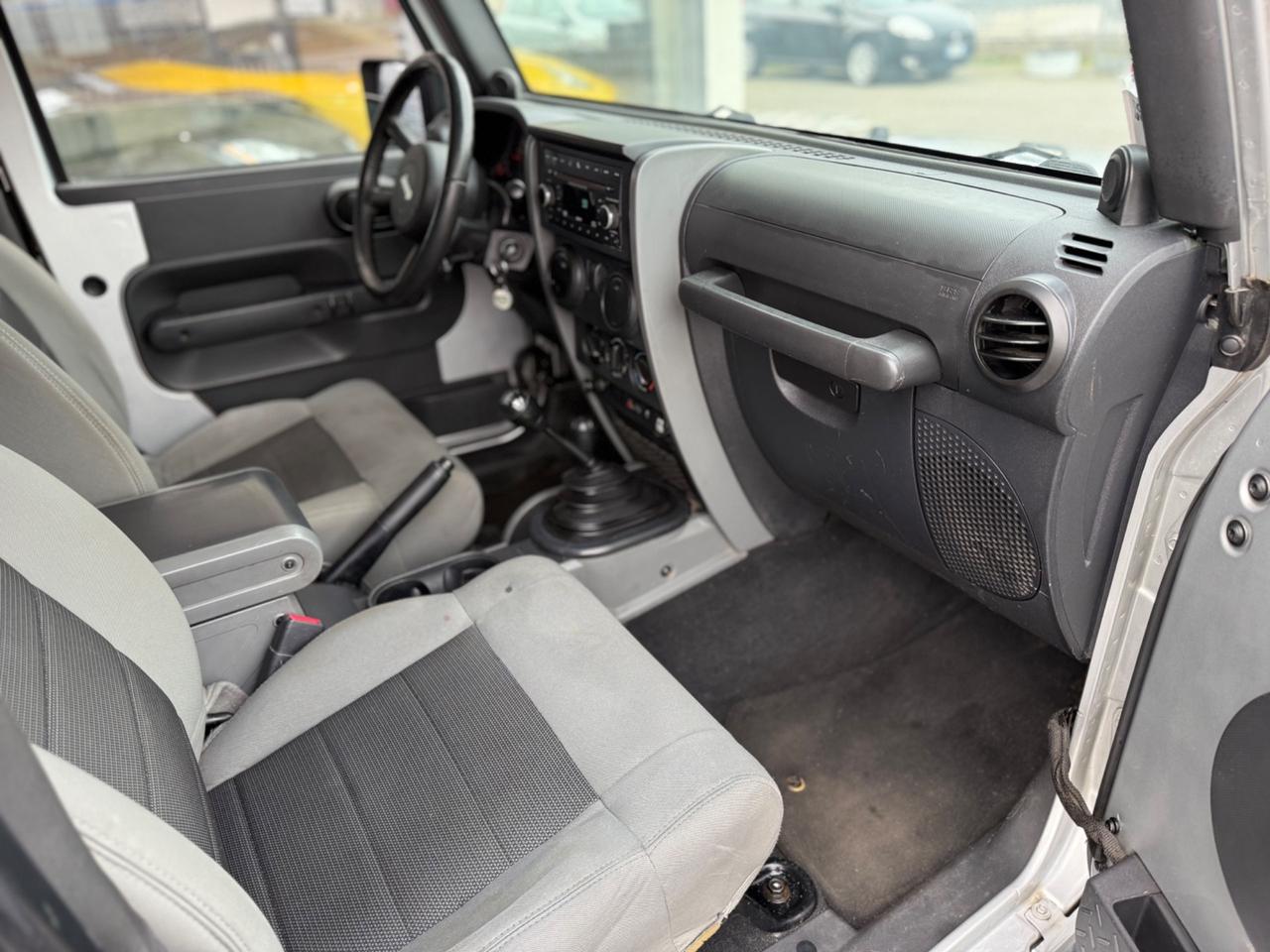 Jeep Wrangler Unlimited 2.8 CRD DPF Rubicon sport