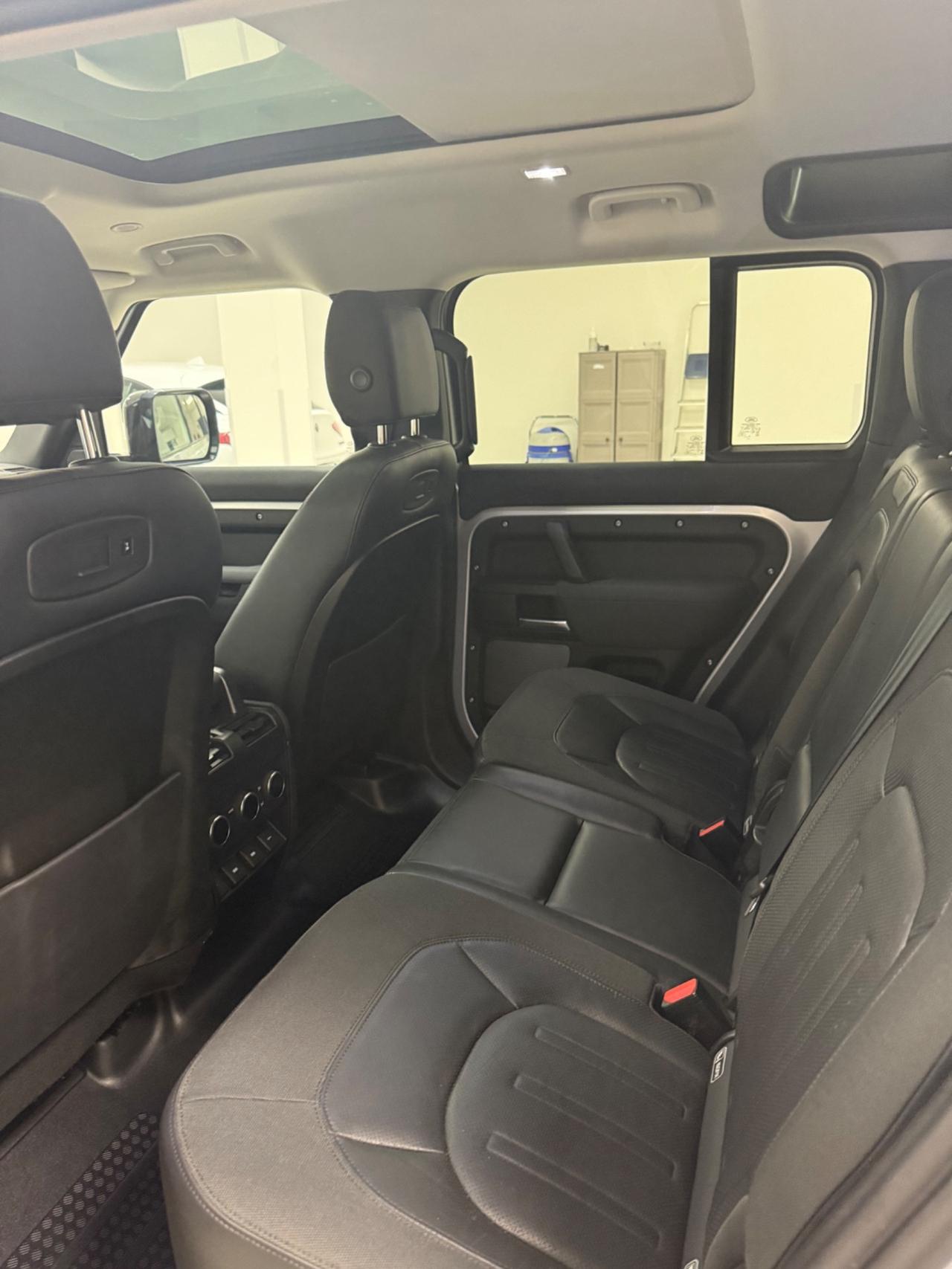 Land Rover Defender 110 2.0 SD4 240CV AWD Auto First Edition