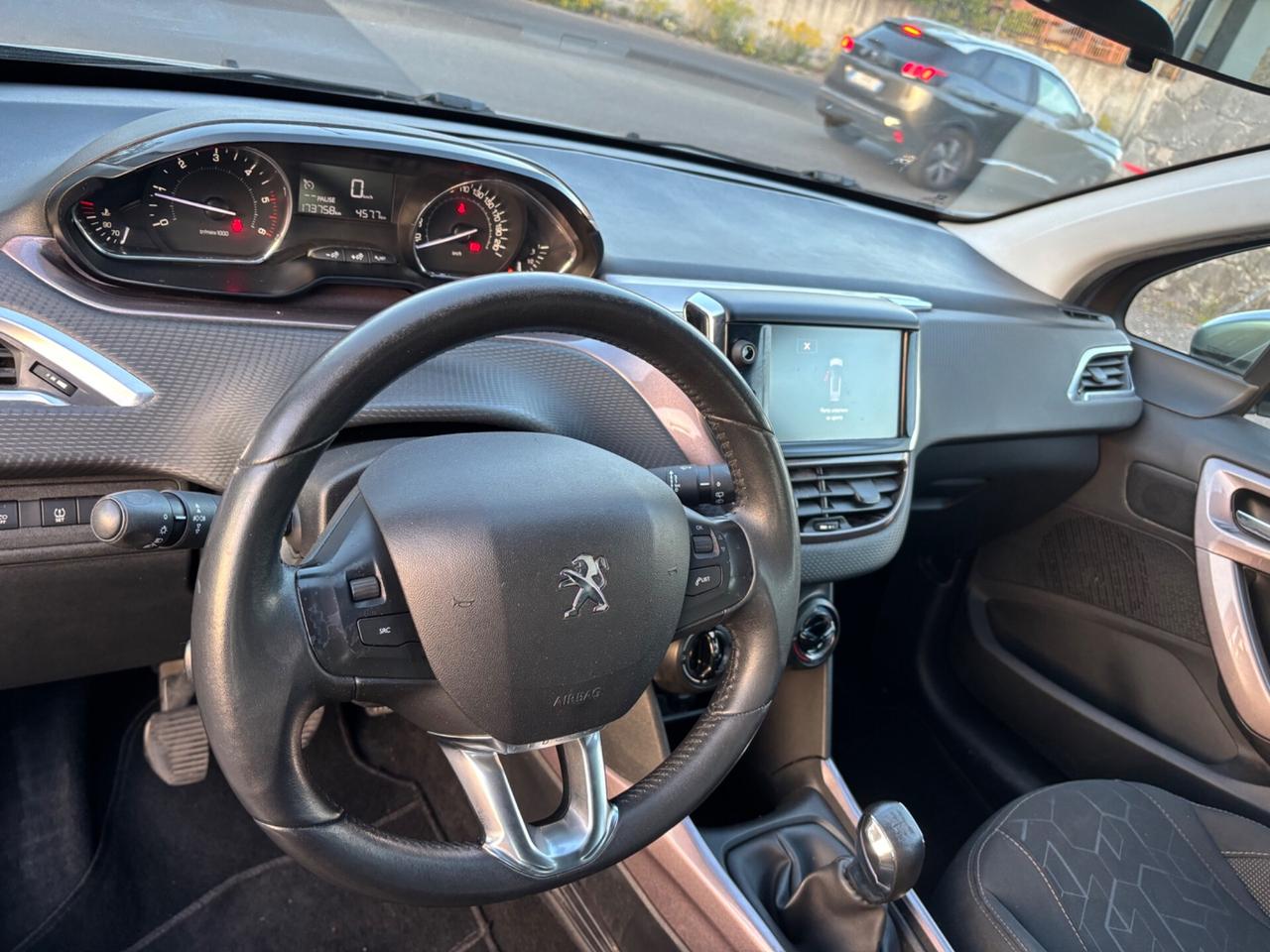 Peugeot 2008 1.6 hdi 92 cavalli Black Matt