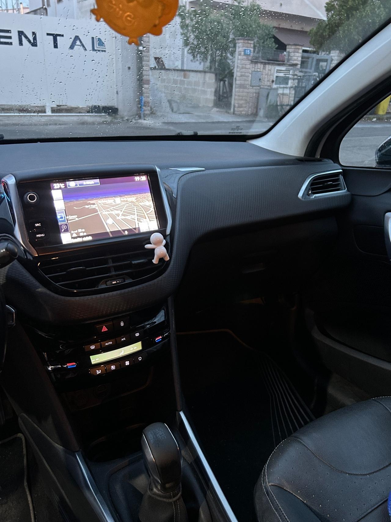 Peugeot 2008 BlueHDi 92 cv ALLURE-2016/CLIMA/SENSORI