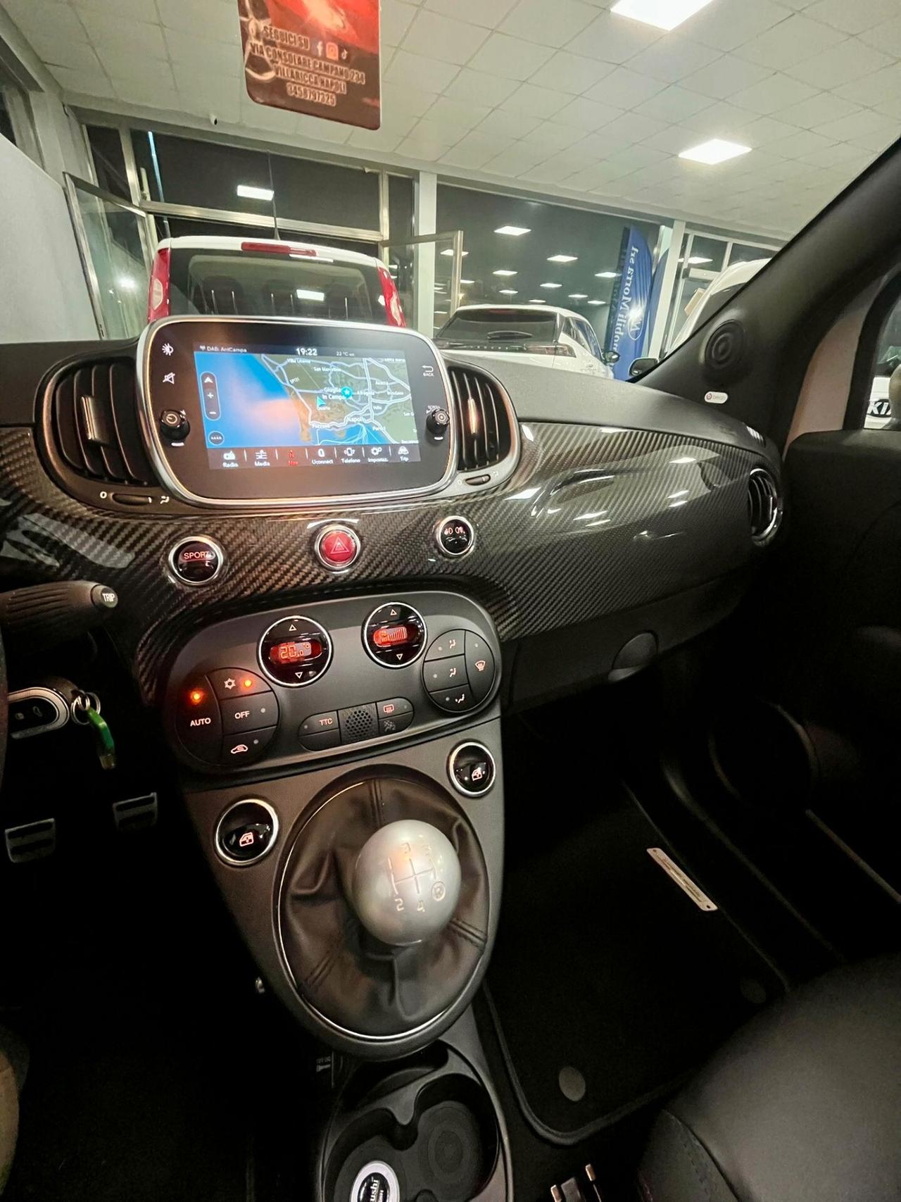 Abarth 595 C 1.4 Turbo T-Jet 180 CV Esseesse
