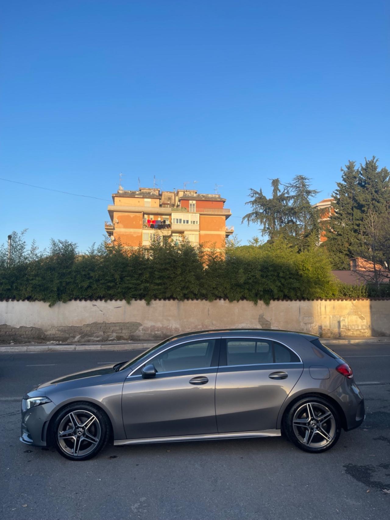 Mercedes-benz A 200 d Automatic Premium AMG PAKET NIGHT PAKET