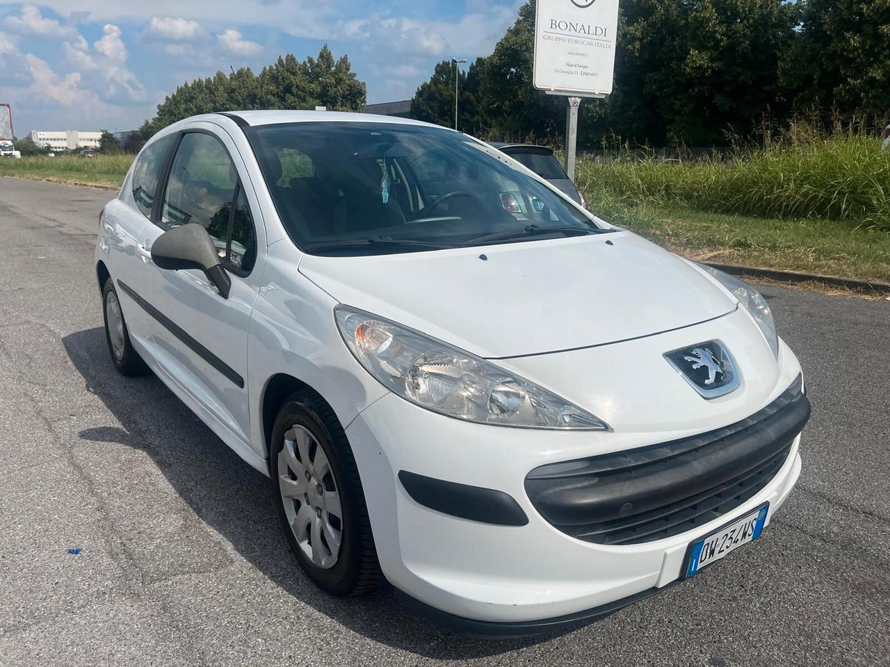 Peugeot 207 1.4 8V 75CV 3p. ECO GPL