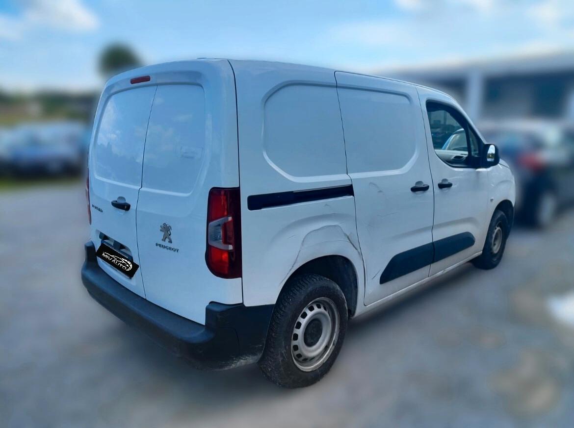 Peugeot Partner 1.5 BLUEHDI 100cv L1 PREMIUM (PREZZO IVATO)